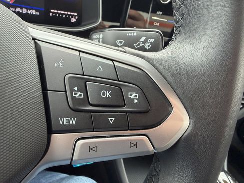 Used 2025 Volkswagen Jetta Sport FWD image 13