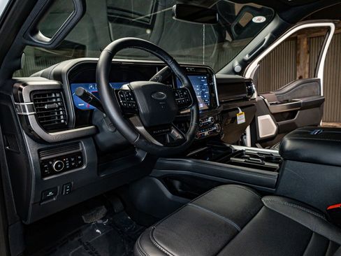 Used 2026 Ford F250 Platinum image 17