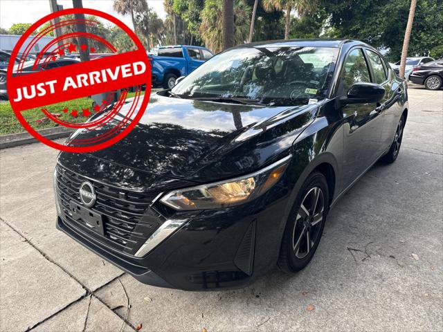 Used 2025 Nissan Sentra SV FWD image 1
