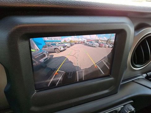 Used 2021 Jeep Wrangler Unlimited Sport S image 17