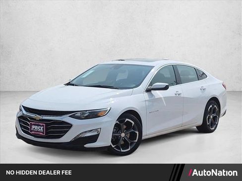 Used 2024 Chevrolet Malibu LT FWD image 1