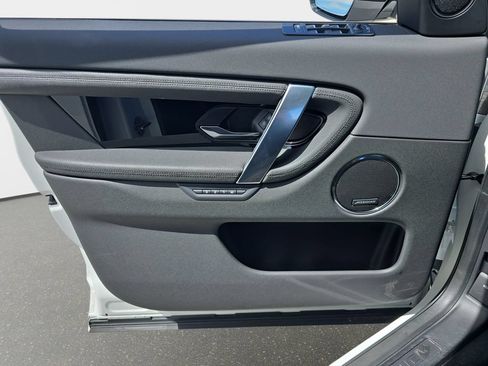 Used 2025 Land Rover Discovery Sport S AWD/4WD image 27