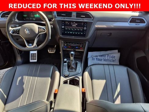 Used 2024 Volkswagen Tiguan SE R-Line image 11