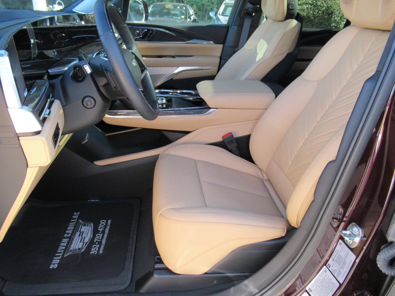 Used 2026 Cadillac Escalade IQ Luxury 2 w/ LPO, Premium Carpet Package AWD/4WD image 12