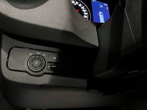 Used 2021 Mercedes-Benz Sprinter 2500 image 33