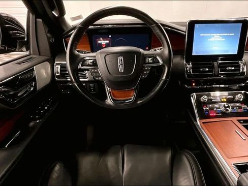 Used 2018 Lincoln Navigator Reserve w/ Technology Package image 6