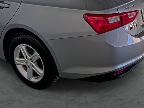 Used 2024 Chevrolet Malibu LS image 9