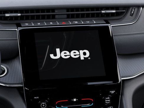 New 2026 Jeep Grand Cherokee Laredo AWD/4WD image 10