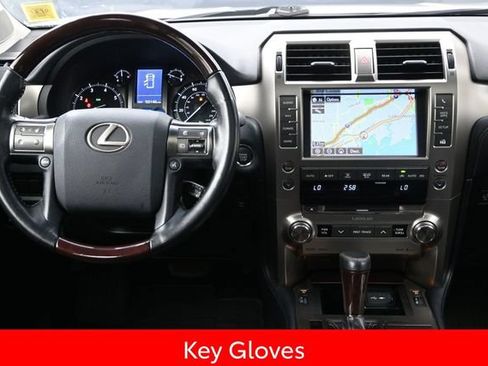 Used 2019 Lexus GX 460 Premium AWD/4WD image 26