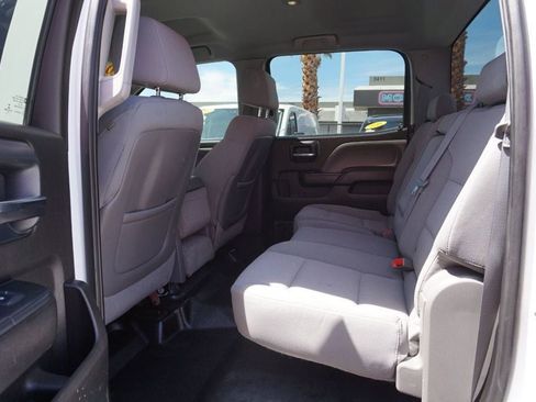 Used 2015 Chevrolet Silverado 2500 W/T AWD/4WD image 17