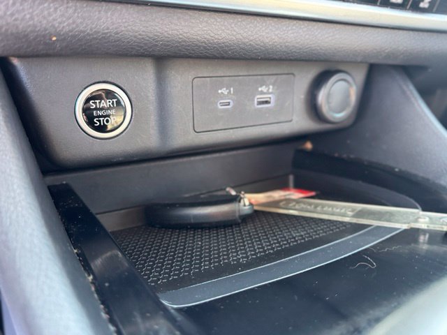 Used 2022 Nissan Rogue SV w/ SV Premium Package FWD image 20