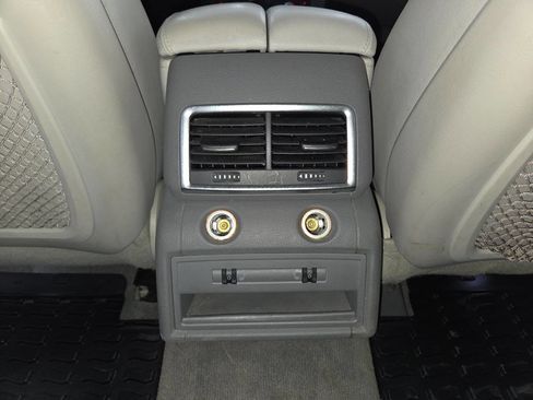 Used 2011 Audi Q7 TDI Premium Plus AWD/4WD image 23