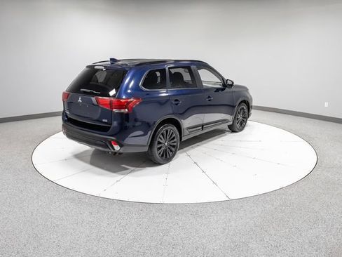 Used 2020 Mitsubishi Outlander SE image 31