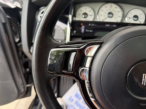 Used 2011 Rolls-Royce Ghost RWD image 15