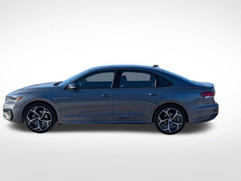 Used 2022 Volkswagen Passat 2.0T R-Line image 6
