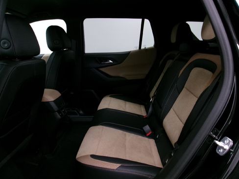 New 2026 Chevrolet Equinox ACTIV w/ Convenience Package III image 9