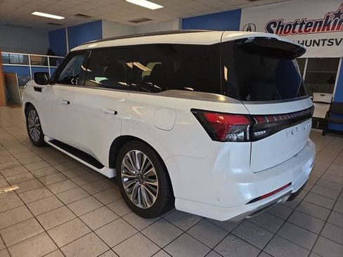 Used 2025 INFINITI QX80 Sensory AWD/4WD image 6