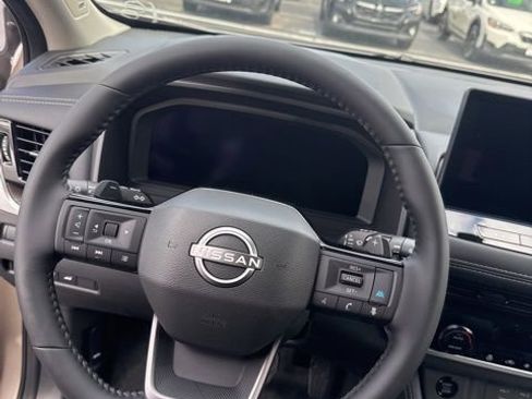New 2026 Nissan Rogue Platinum AWD/4WD image 8