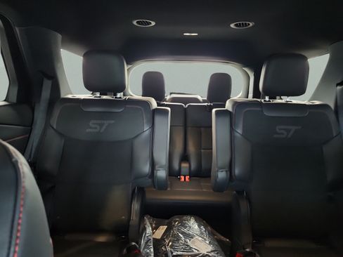 New 2026 Ford Explorer ST AWD/4WD image 18