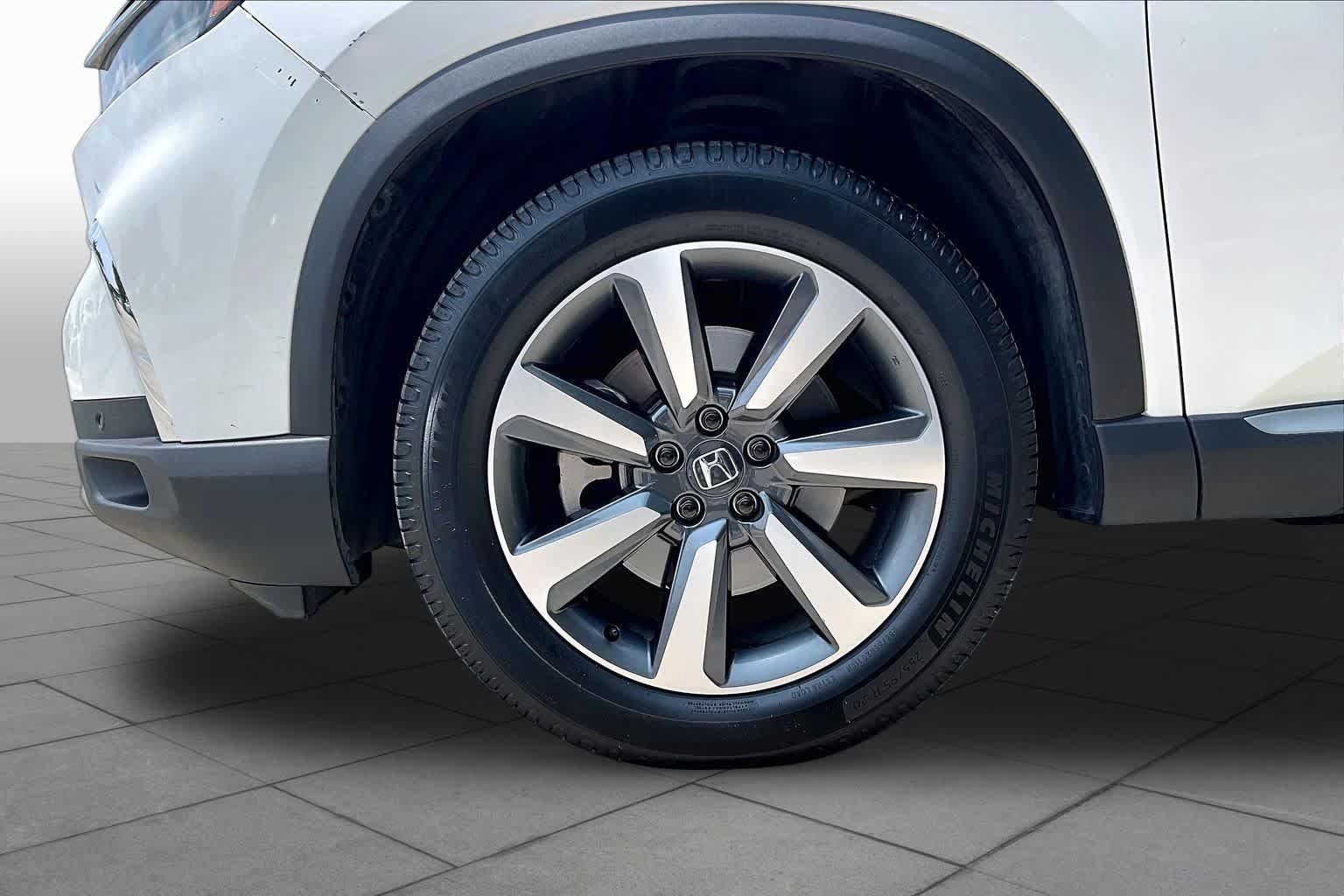 Used 2023 Honda Pilot Elite image 10