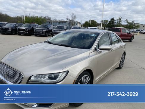 Used 2017 Lincoln MKZ Reserve w/ Technology Package image 1