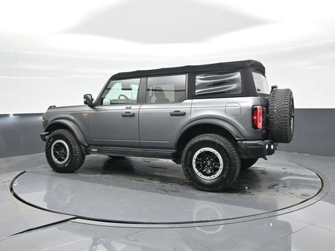 Certified 2021 Ford Bronco Badlands image 4