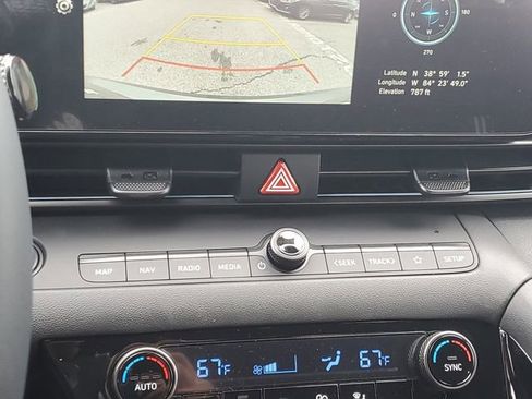 New 2026 Hyundai Elantra Sport FWD image 27