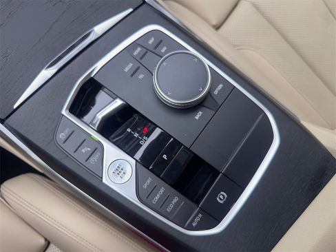 Used 2023 BMW 330i Sedan w/ Driving Assistance Package image 69