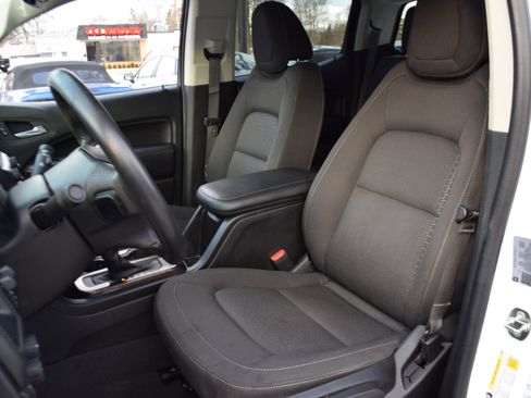 Used 2022 GMC Canyon Elevation image 12