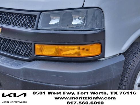 Used 2023 Chevrolet Express 3500 LS RWD image 9