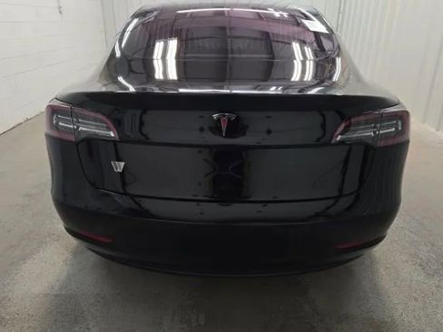 Used 2018 Tesla Model 3 Long Range image 13