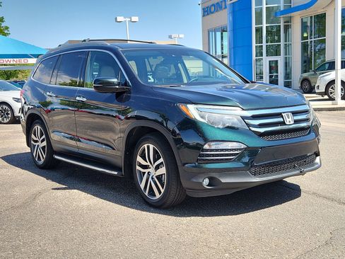 Used 2017 Honda Pilot Elite image 7