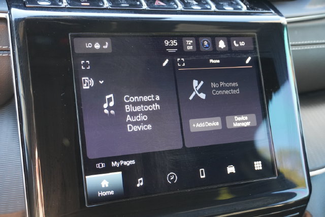Used 2024 Jeep Grand Cherokee Altitude AWD/4WD image 35