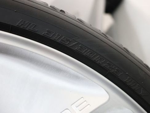 Used 2024 Porsche Cayenne Turbo GT AWD/4WD image 62