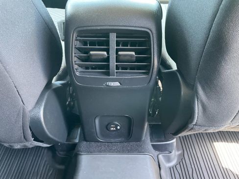 Used 2020 Ford Escape SE AWD/4WD image 11