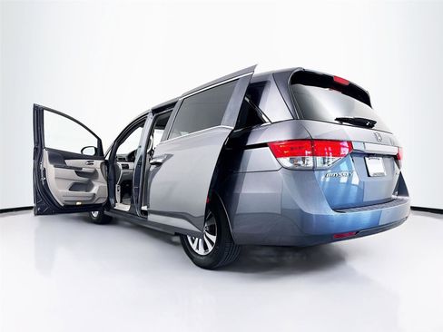 Used 2016 Honda Odyssey SE image 25
