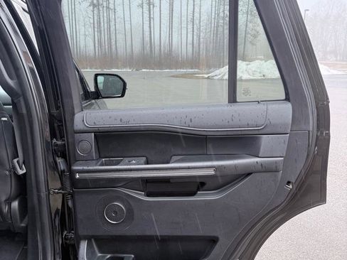 Used 2018 Ford Expedition XLT w/ Equipment Group 202A image 22