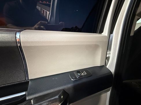 Used 2015 Ford F150 XLT RWD image 29