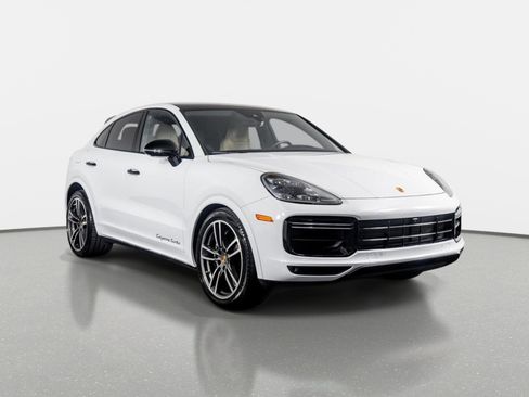 Used 2023 Porsche Cayenne Turbo w/ Premium Package Plus (PI3) AWD/4WD image 5