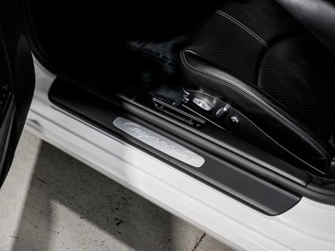 Used 2011 Porsche Cayman S image 21