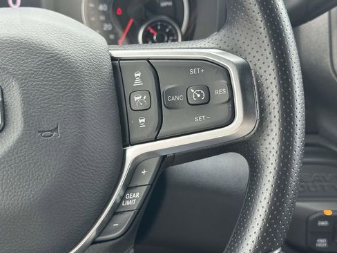 Used 2026 RAM 2500 Tradesman AWD/4WD image 23