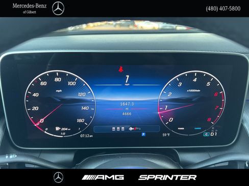 Certified 2025 Mercedes-Benz GLC 300 image 27