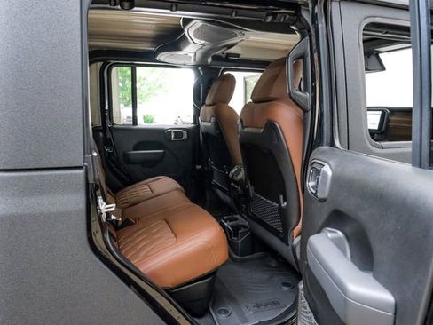 Used 2025 Jeep Gladiator Rubicon w/ Safety Group image 94