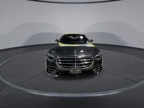 Used 2022 Mercedes-Benz S 500 4MATIC image 4
