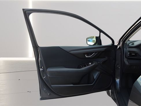 Used 2023 Subaru Outback Premium image 12