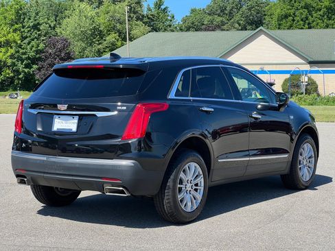 Certified 2018 Cadillac XT5 FWD image 10