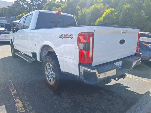 Used 2024 Ford F250 Lariat AWD/4WD image 4