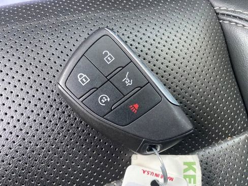 Certified 2023 Buick Envision Essence w/ Sport Touring Package image 24