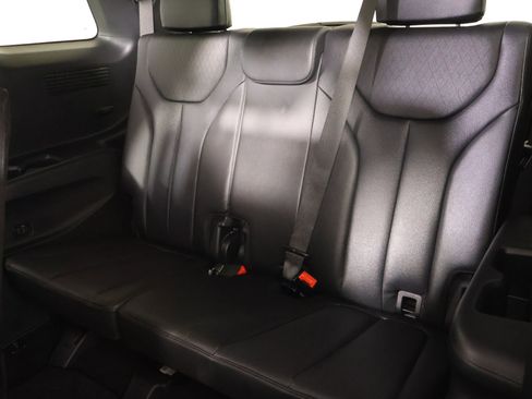 Used 2022 Hyundai Palisade SEL w/ 8P Bench Seat Package AWD/4WD image 14