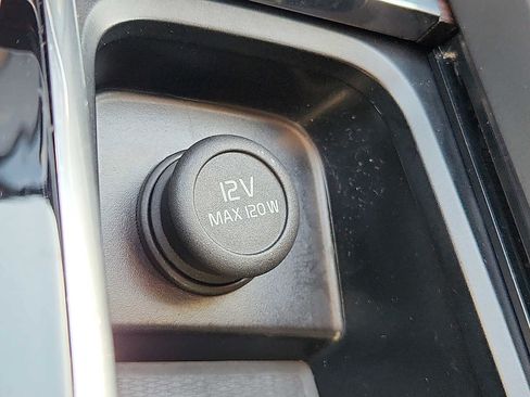 Certified 2024 Volvo XC60 T8 Ultimate w/ Protection Package Premier image 45